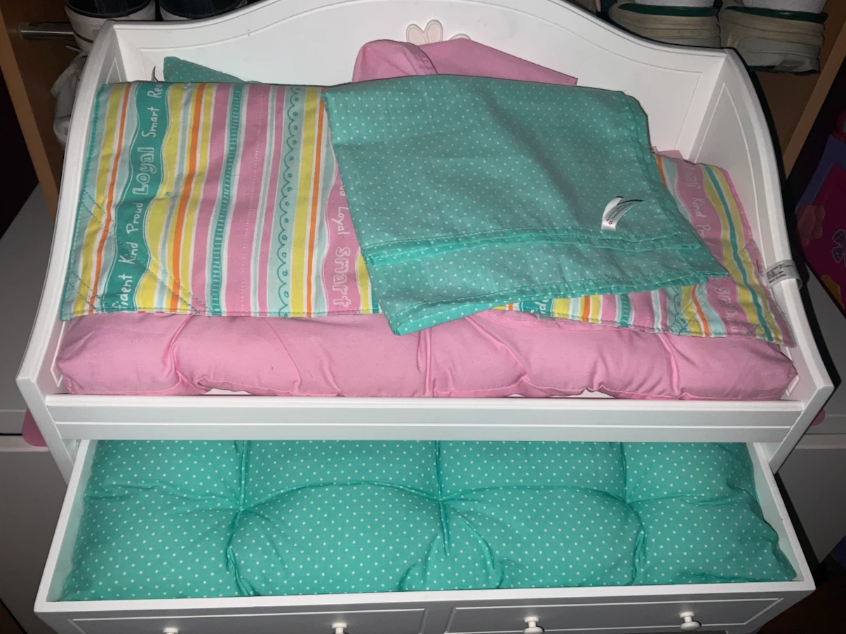 American Girl Trundle Bed and Bedding Set