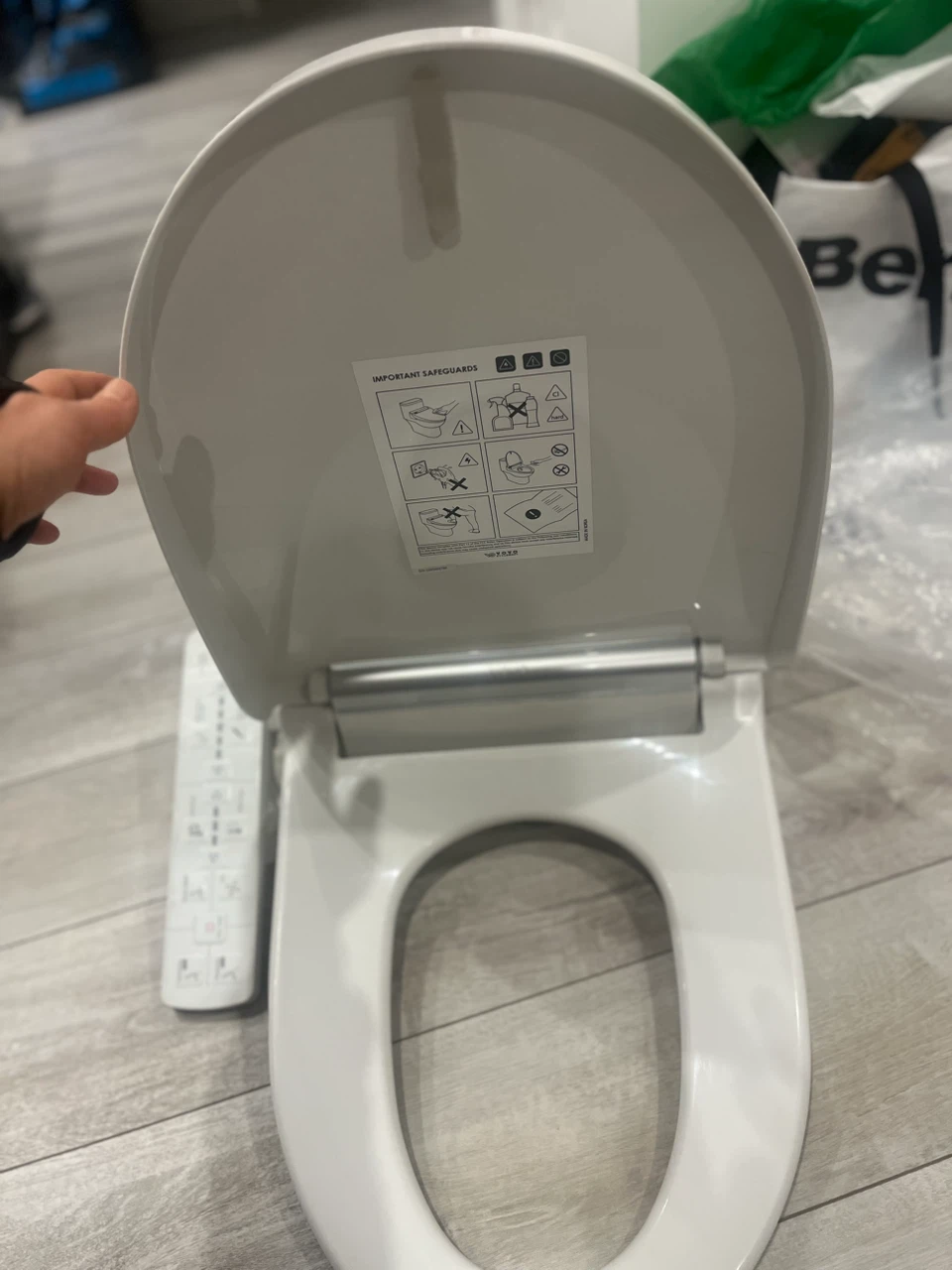 VOVO Stylement Bidet Toilet Seat - photo 3
