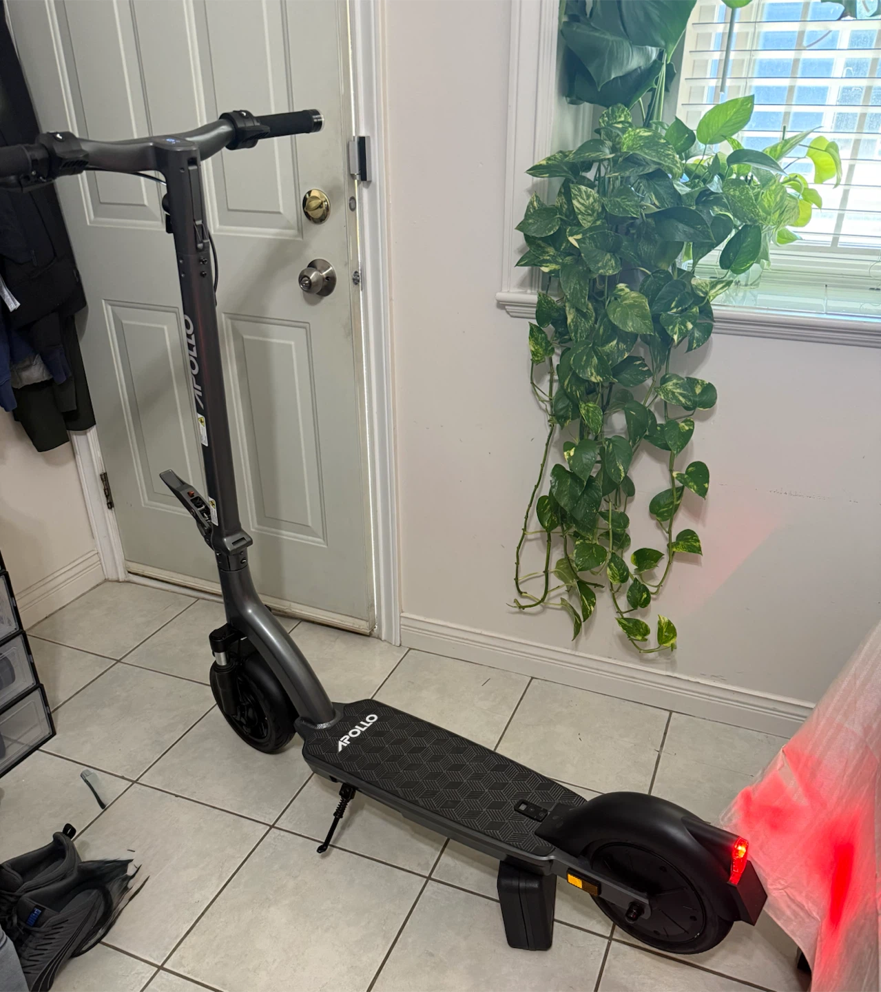Apollo Air Electric Scooter - photo 2