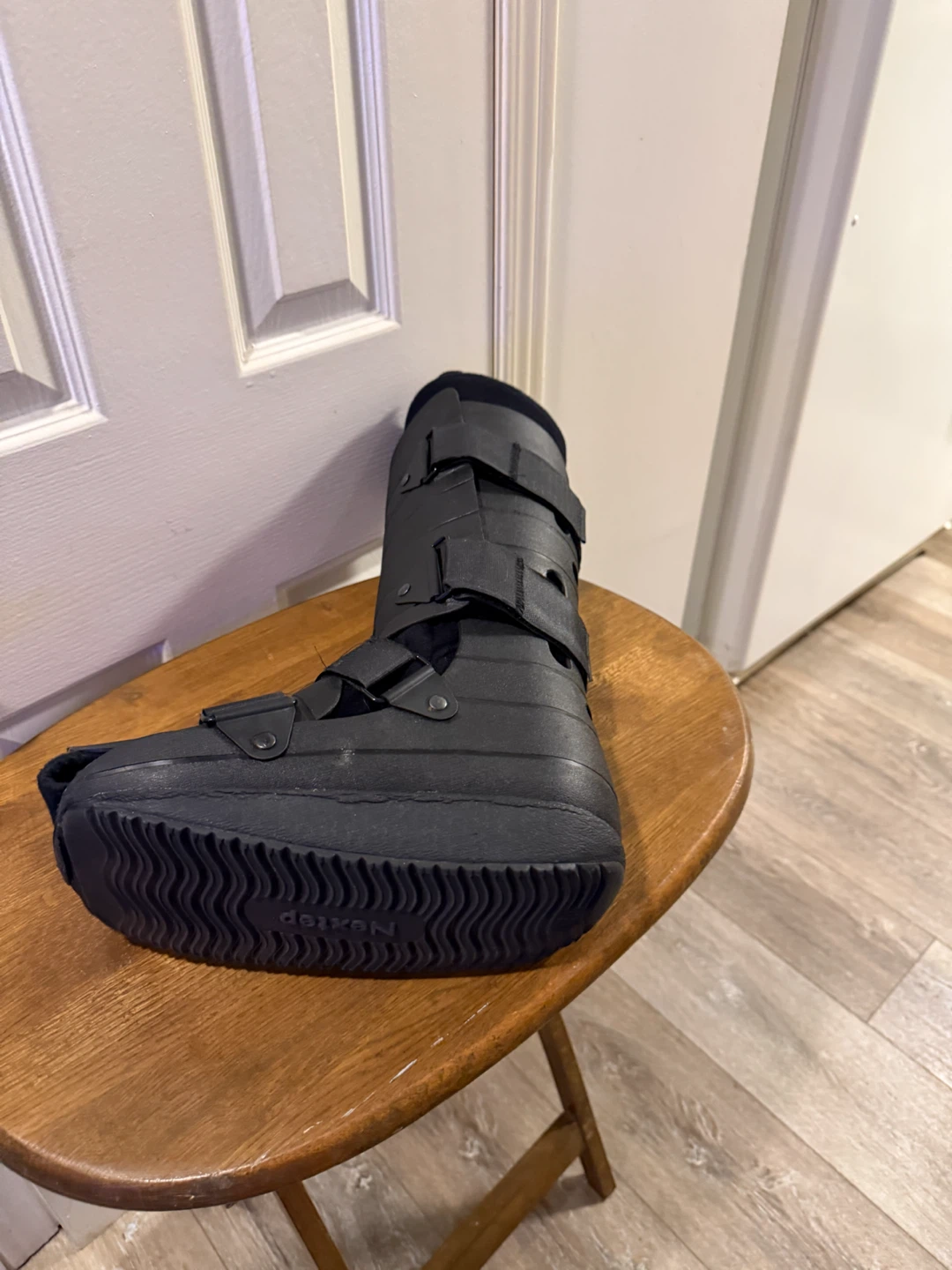 dj Orthopedics Walking Boot - Medium - photo 4