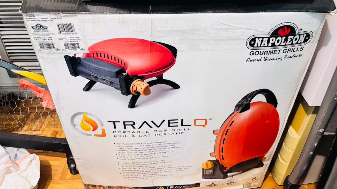 Napoleon Travel Q Portable Gas Grill