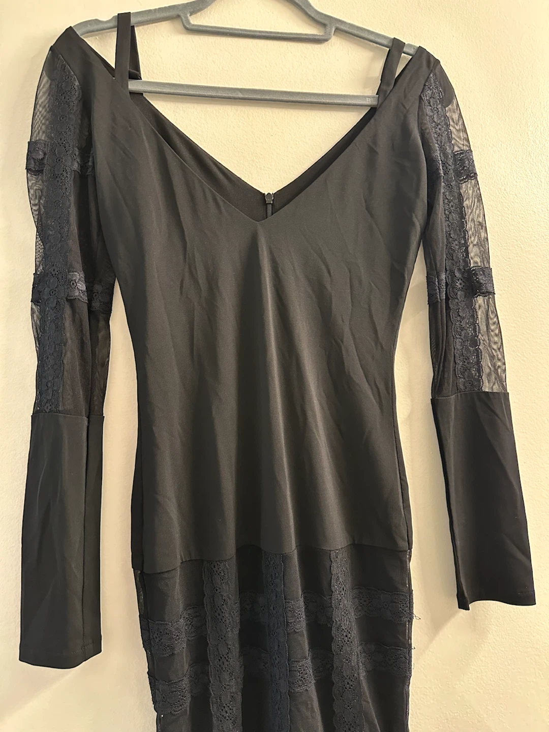 Brand New Elegant Formal/Performance Dress – Never Worn (XS) - photo 4