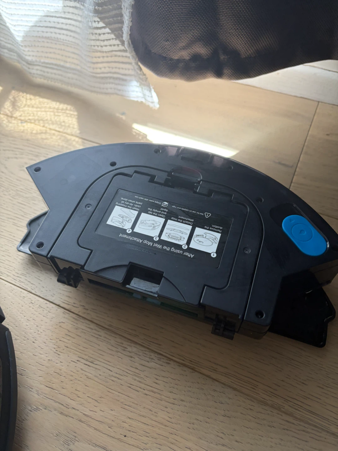 bObsweep Dustin Robot Vacuum & Mop with Self-Empty Base - photo 5