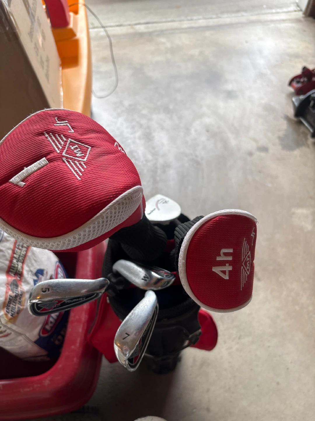 MacGregor Golf Club Set with Bag - photo 3