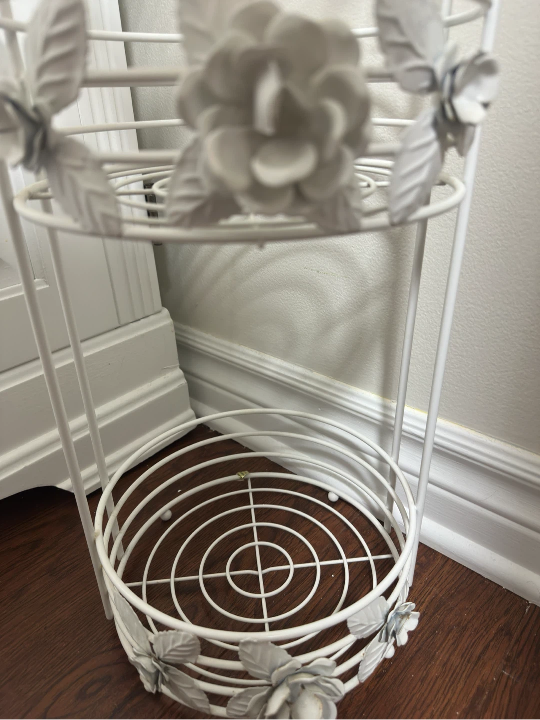 White 3-Tier Metal Plant Stand with Floral Accents - photo 3