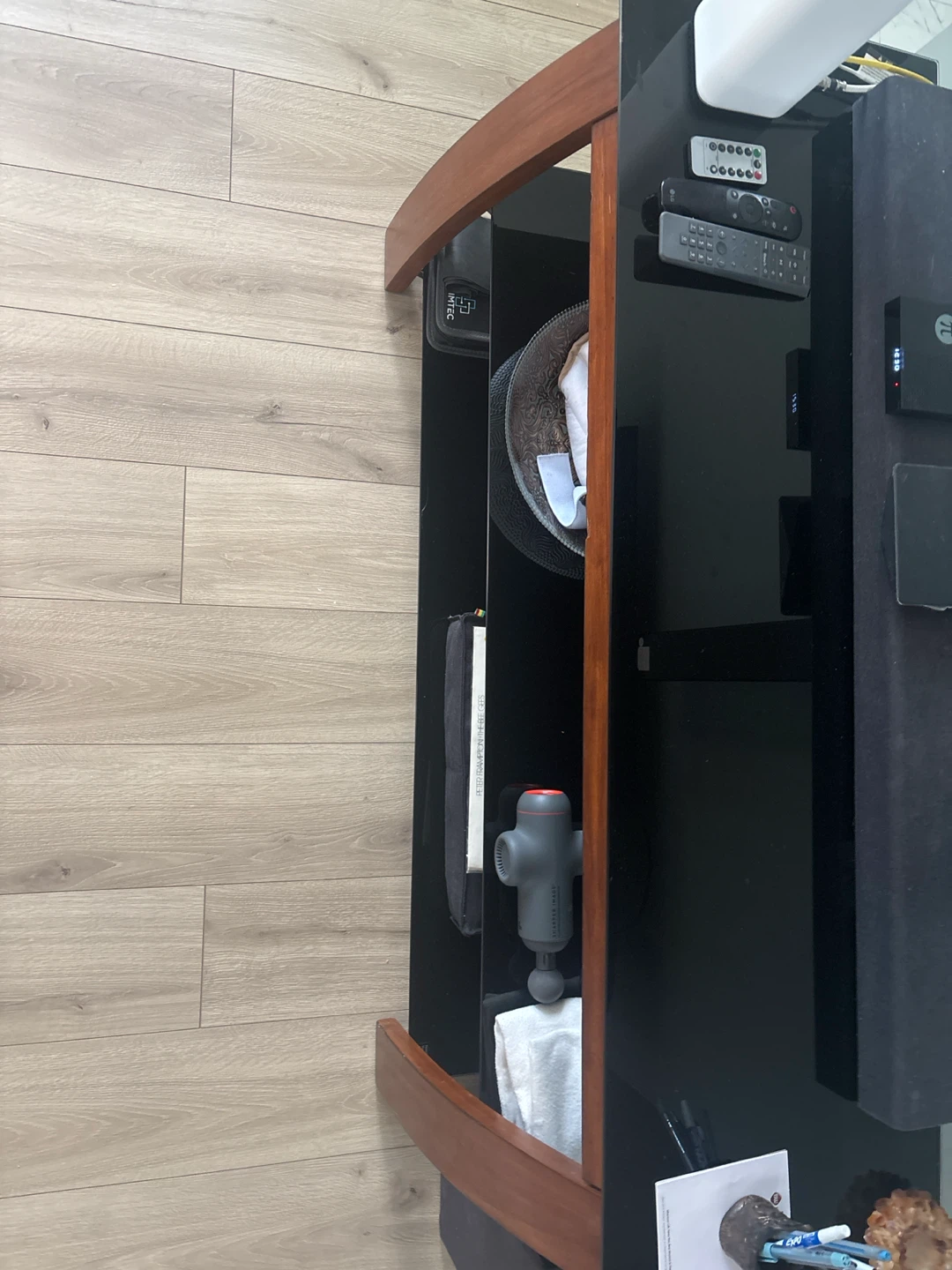 TV stand with Black TV Mount with Hardware - photo 2