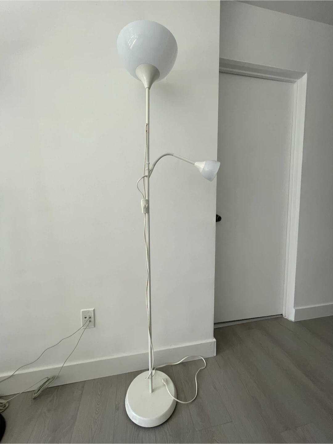 White Floor Lamp with Two Lights(Incl. bulb)