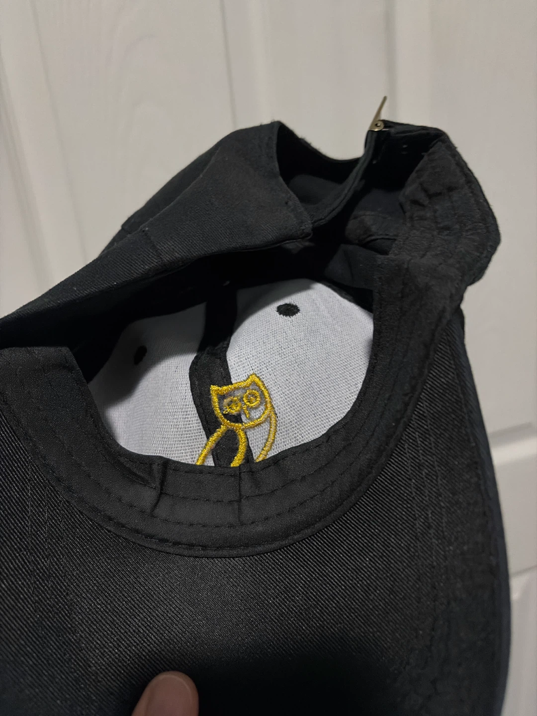 Black cap with Owl design - photo 2