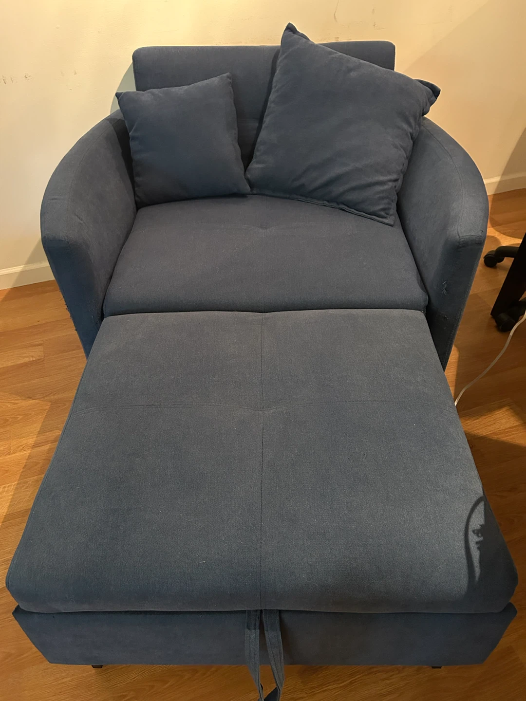 Convertible Sleeper Chair & Half | Pull-Out Guest Bed | Like New - photo 3