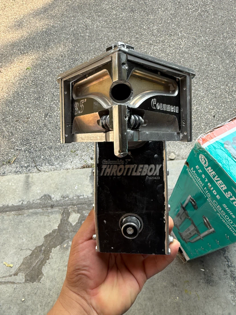 Columbia Throttlebox Box, angle head and extendable handle