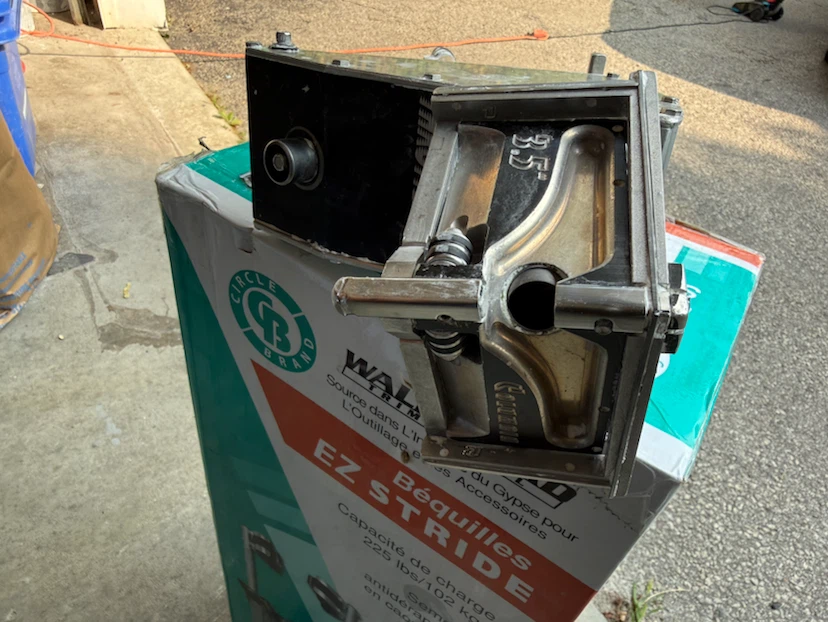 Columbia Throttlebox Box, angle head and extendable handle - photo 3