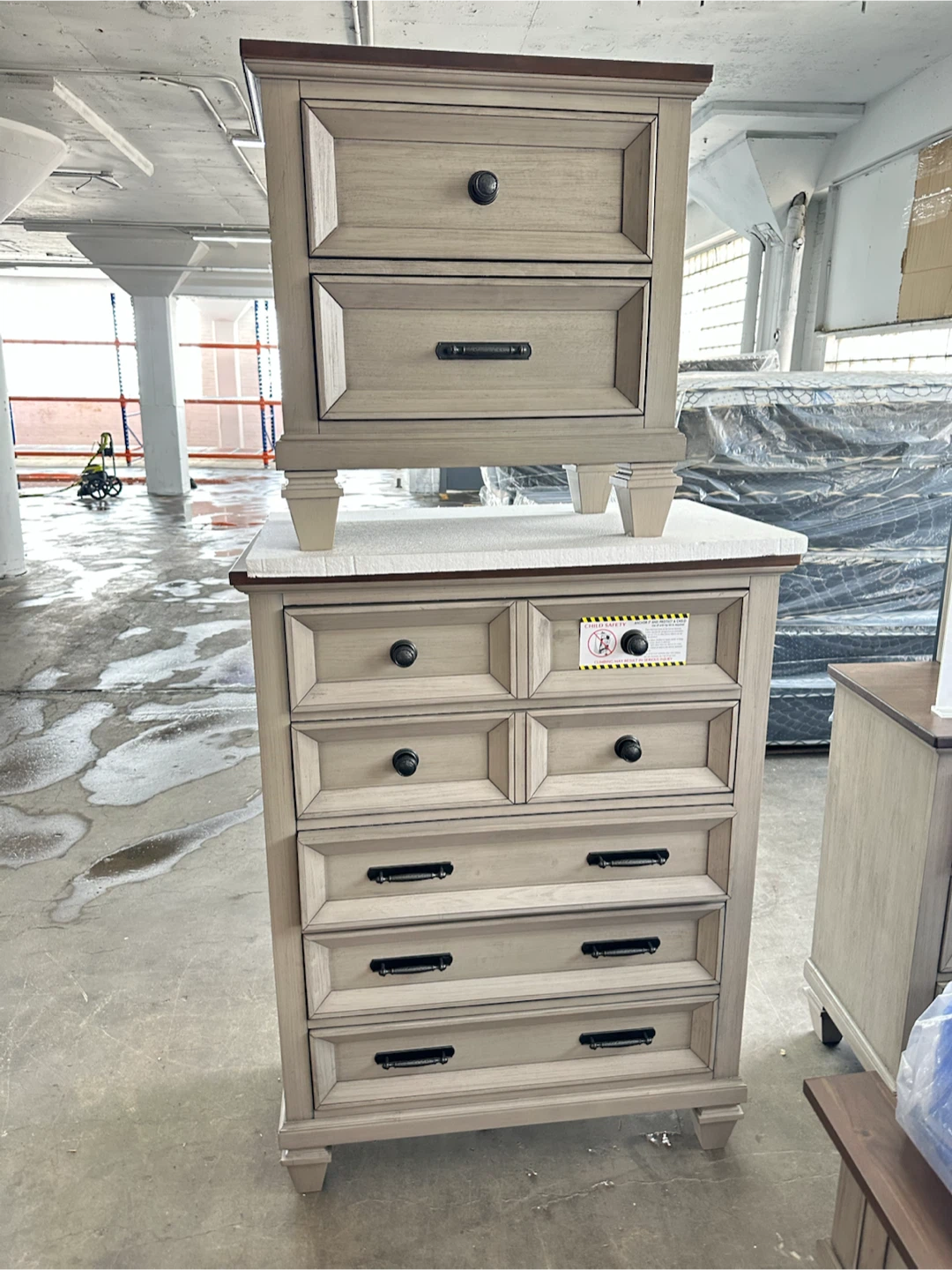 Beautiful wooden bedroom set - photo 2