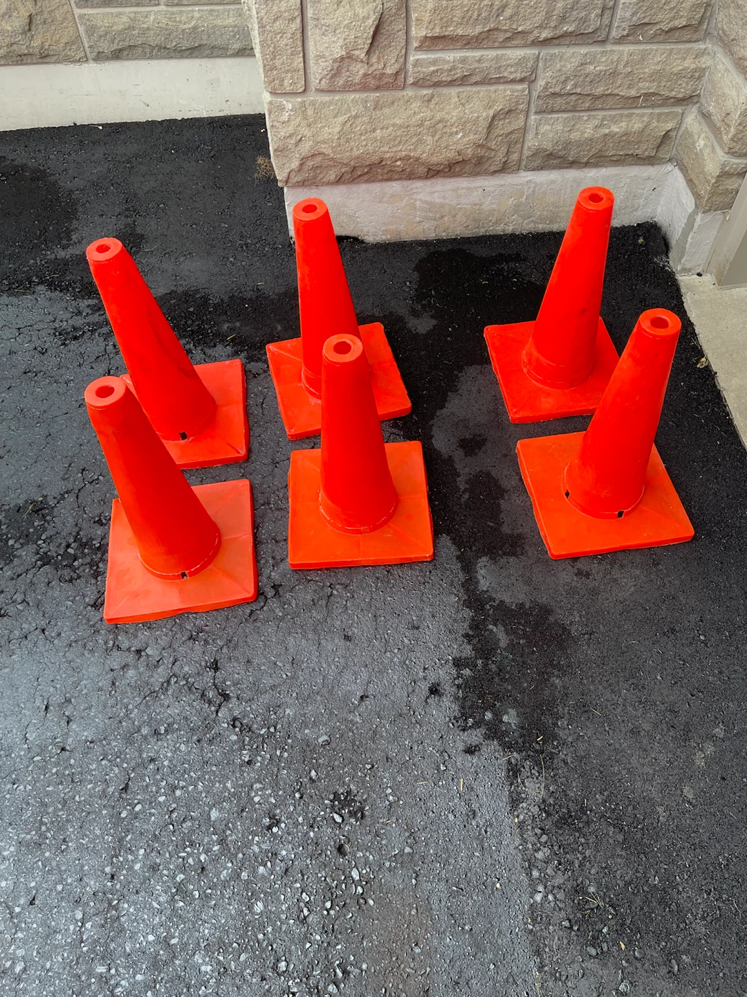 Pylons - photo 2
