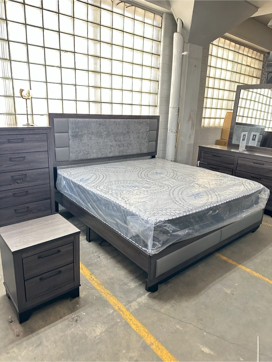 Modern wooden bedroom set