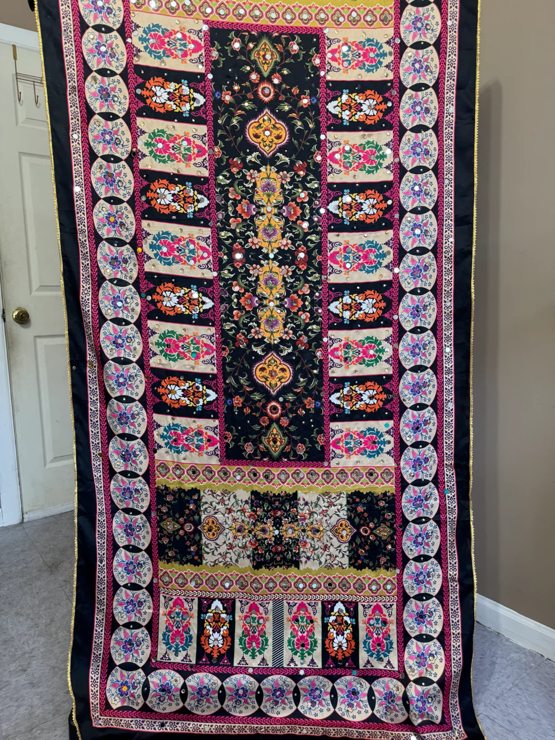 Silk fancy mirror work dupatta/ shawl/ scarf - photo 2