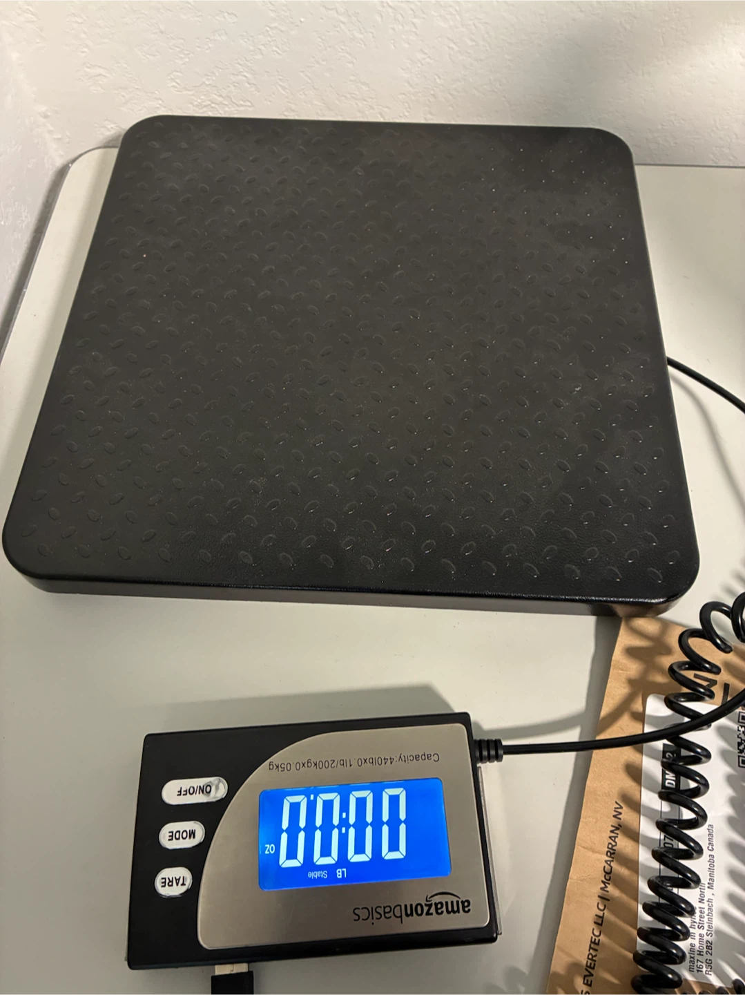 Amazon Basics Digital Postal Scale - photo 2