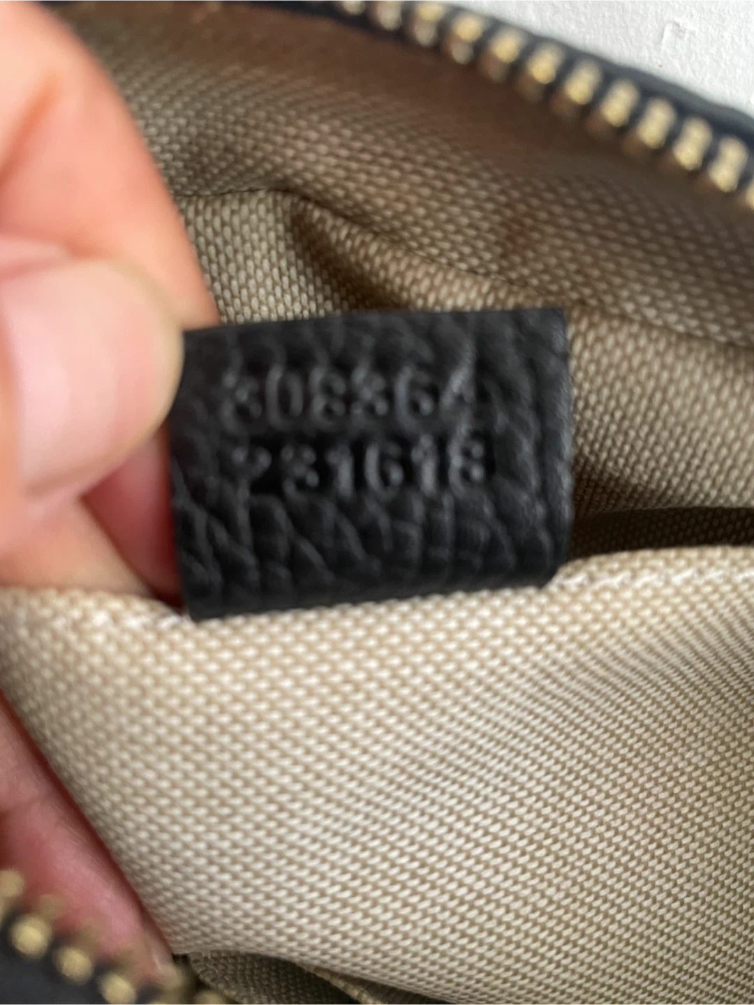 Gucci Black Leather Camera Bag - photo 3