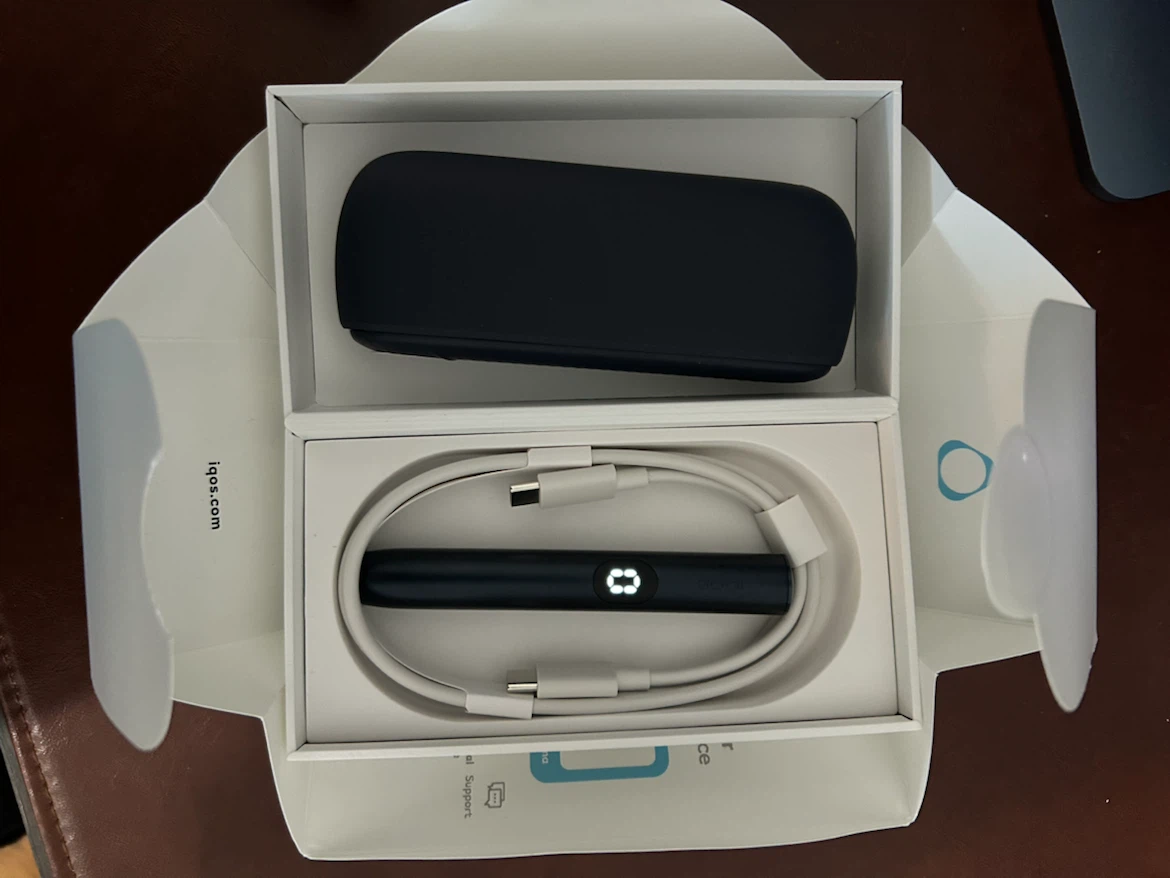 IQOS ILUMA i Kit - Open Box, never used - photo 2