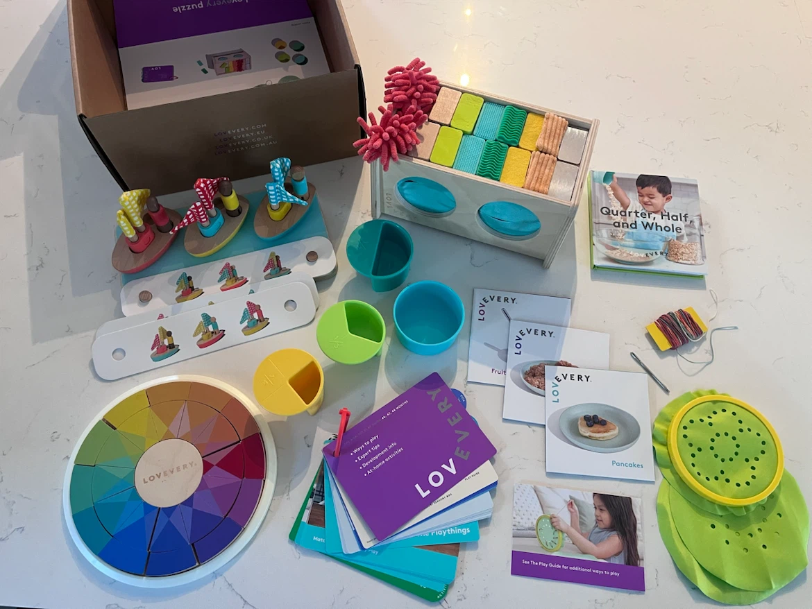 Lovevery The Analyst Play Kit - 3 year olds +