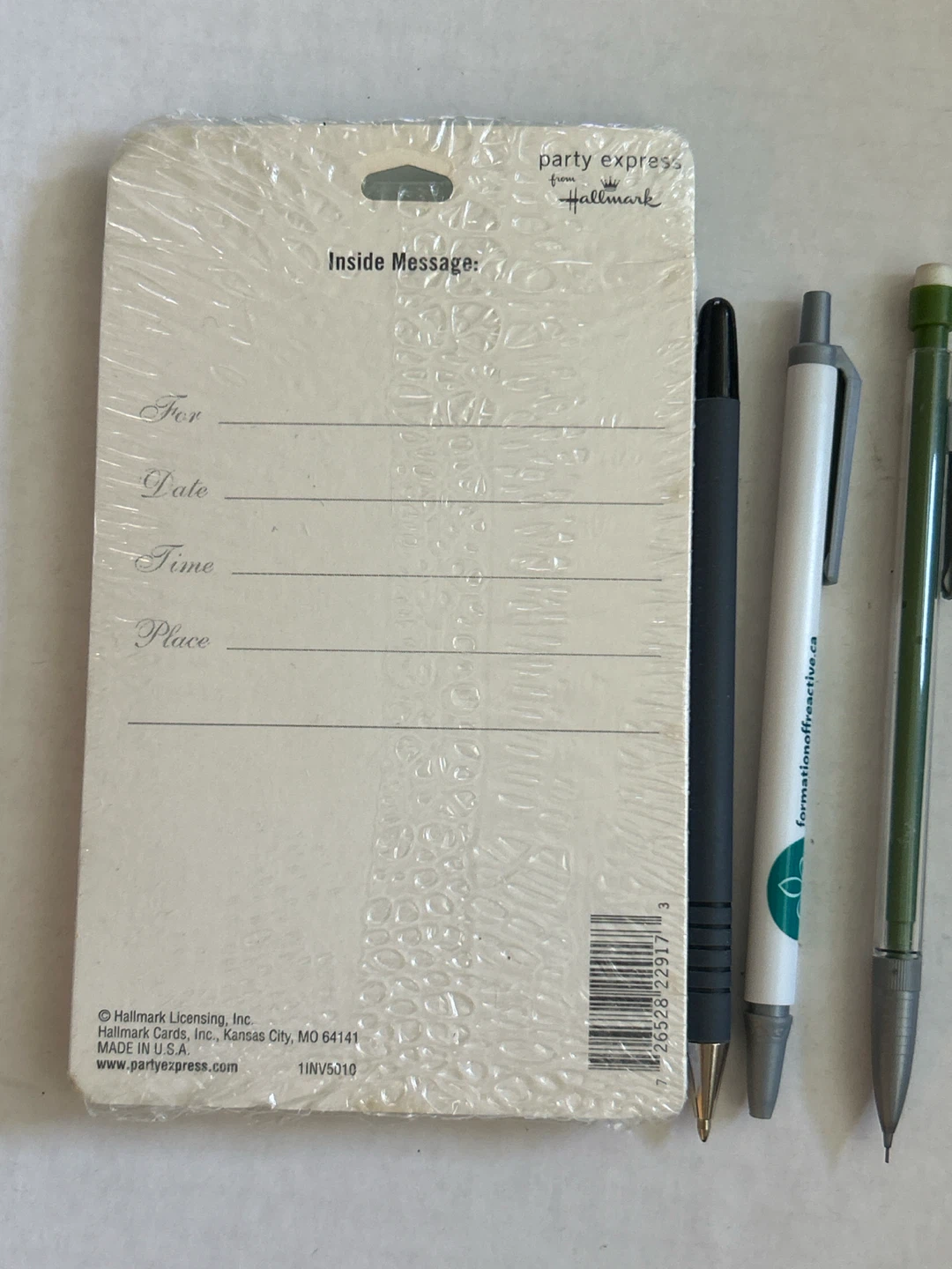 Hallmark Party Express 8 Invitations with Pens - photo 3