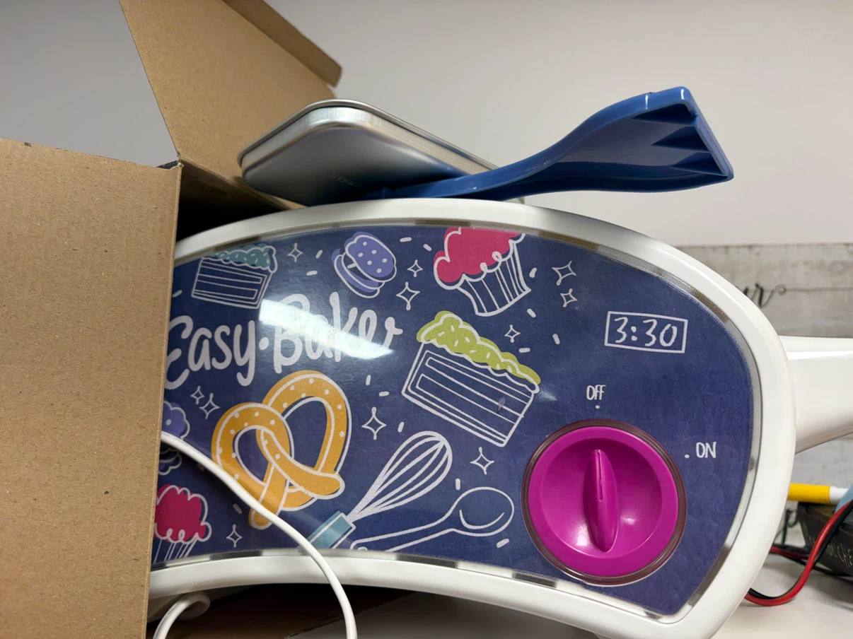 Easy-Bake Ultimate Oven Toy - photo 2