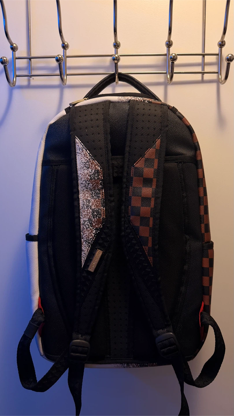 Sprayground - photo 2