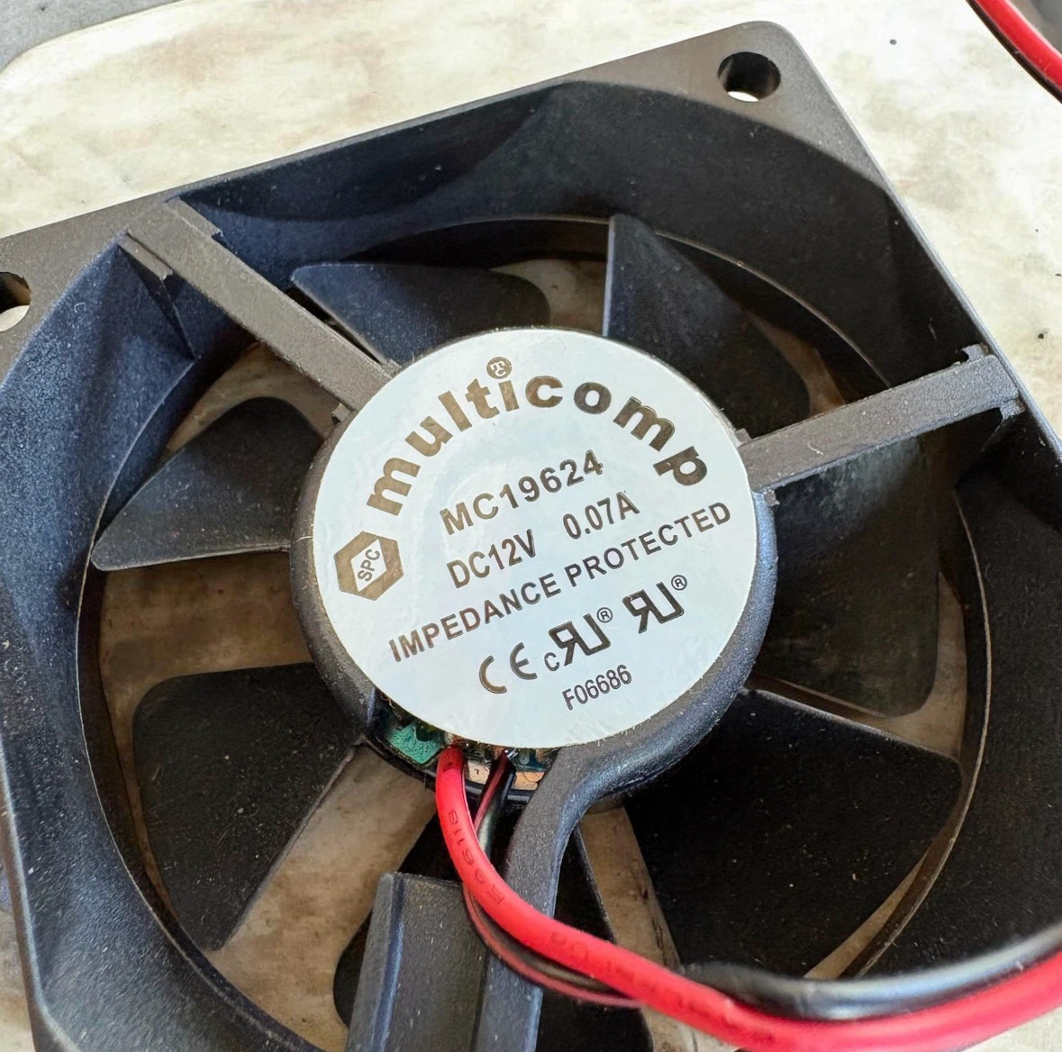 Small DC axial cooling fan assembly (with guards/filters) New - photo 2