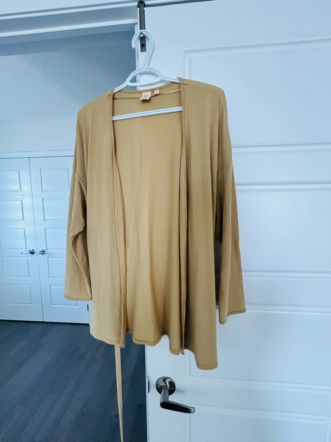 Uniqlo Cardigan Sweater - photo 2