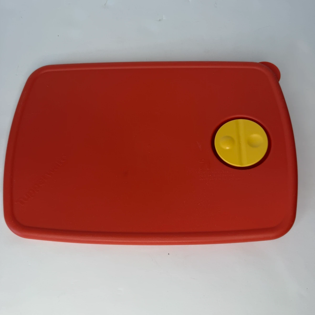 Tupperware Rock N Serve 3.5 L 3380A-1 Food Storage with Vent Lid - photo 4