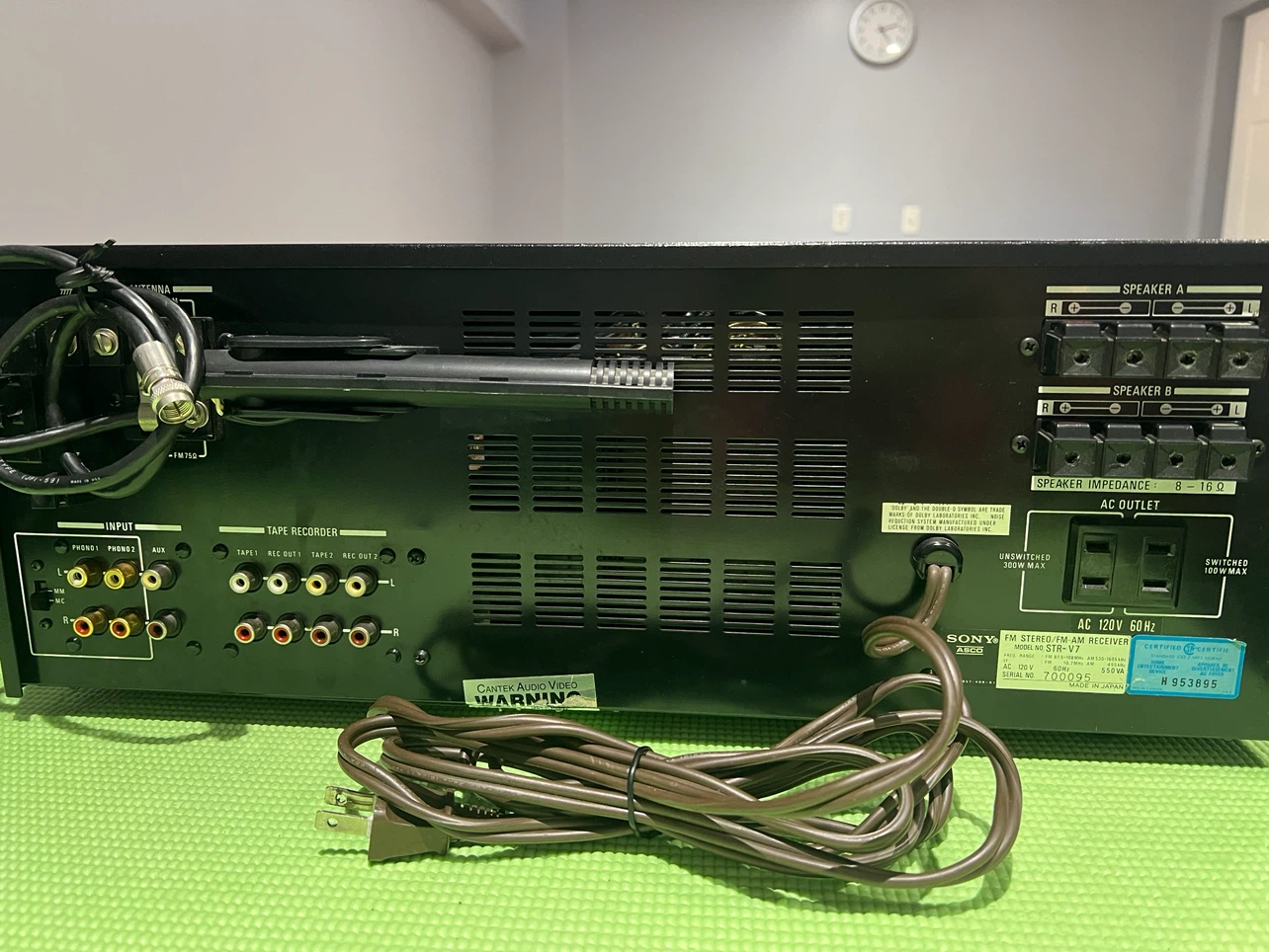 Sony STR-V7 FM Stereo/FM-AM Receiver - photo 2