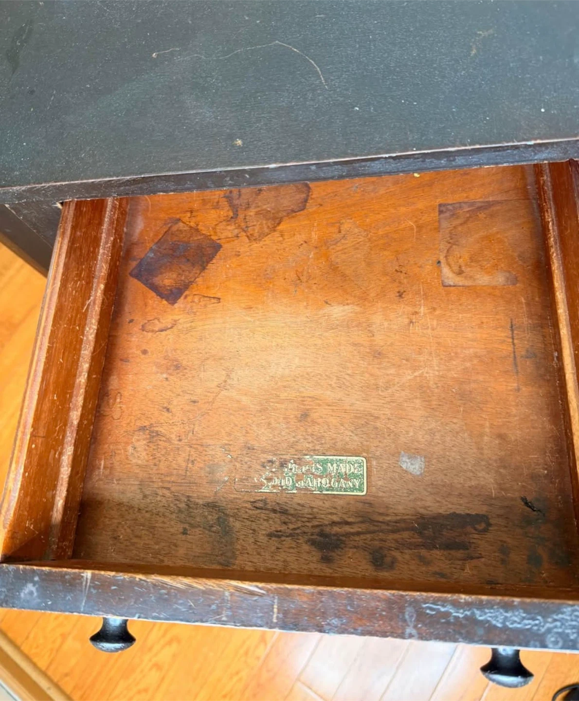 Vintage Martha Washington Style Mahogany Cabinet – Mid-Century - photo 3