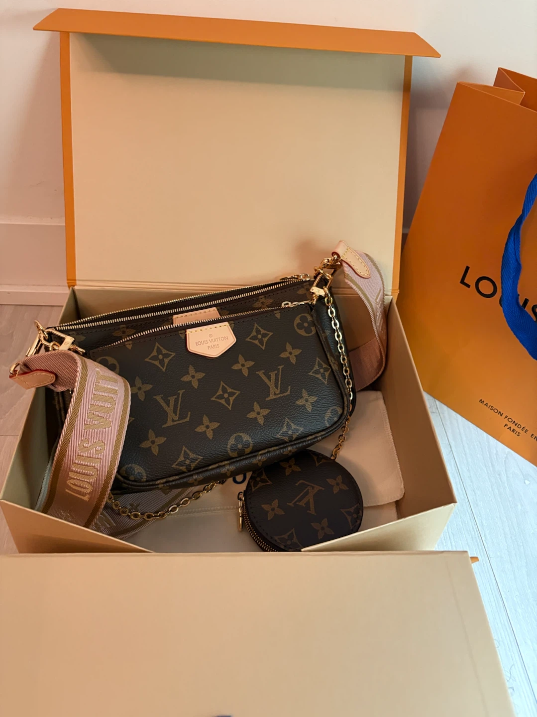 Louis Vuitton Multi-Pochette Accessories Bag