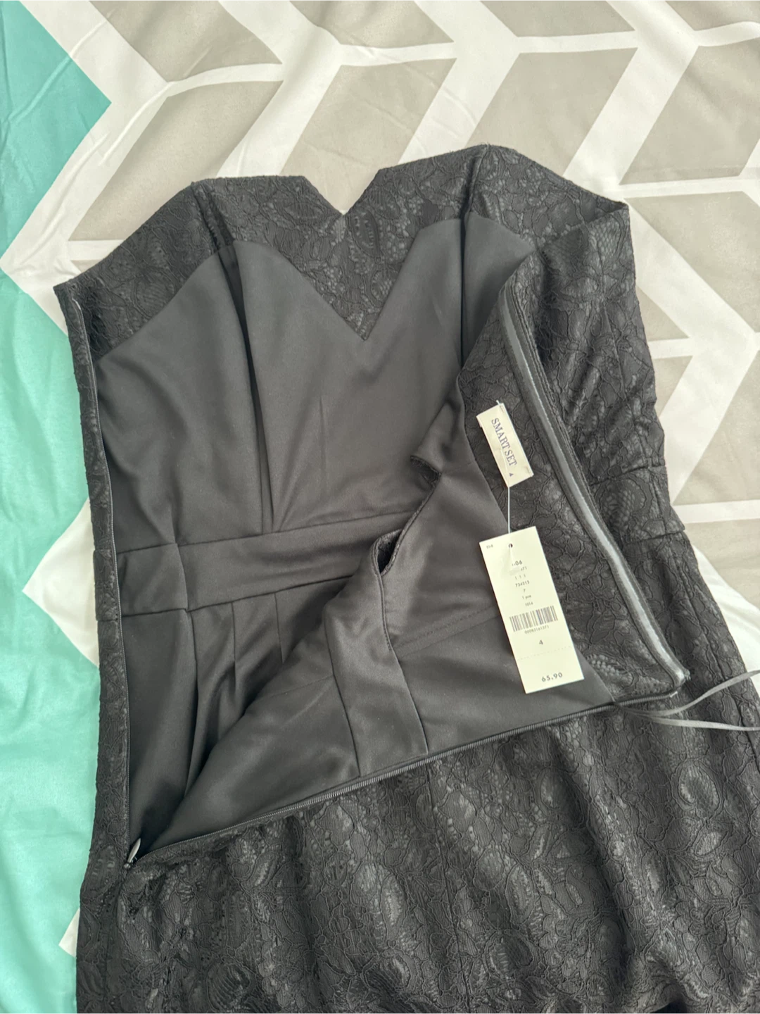 Brand new: Black Strapless Dress Size 4 - photo 4