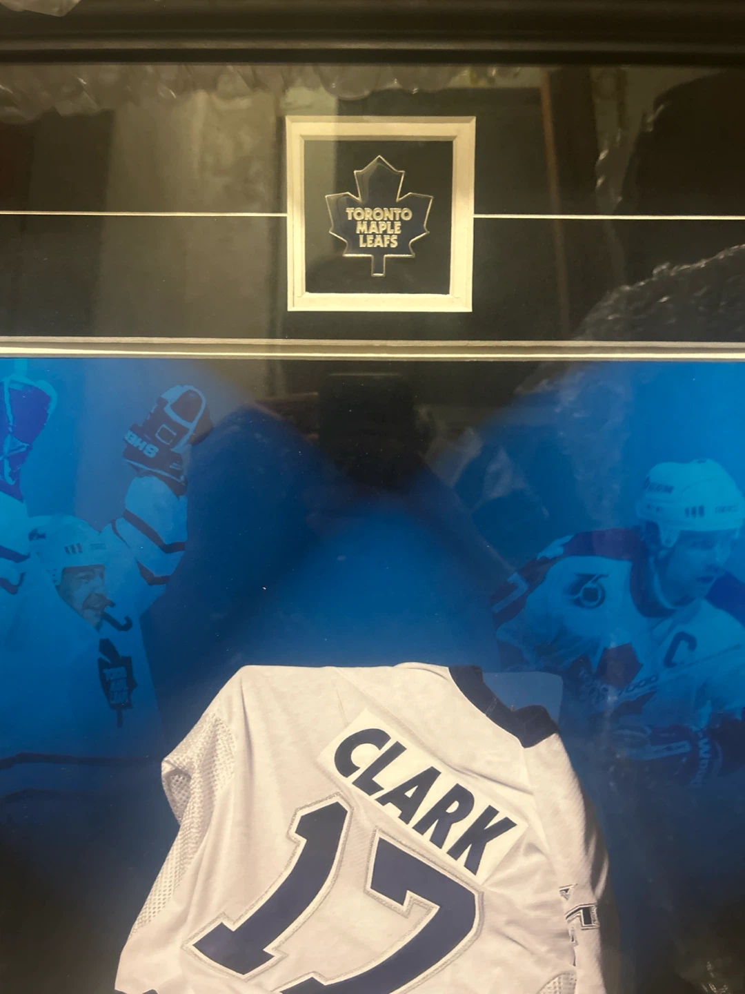 Wendel Clark Autographed TML Jersey Framed Display - photo 3