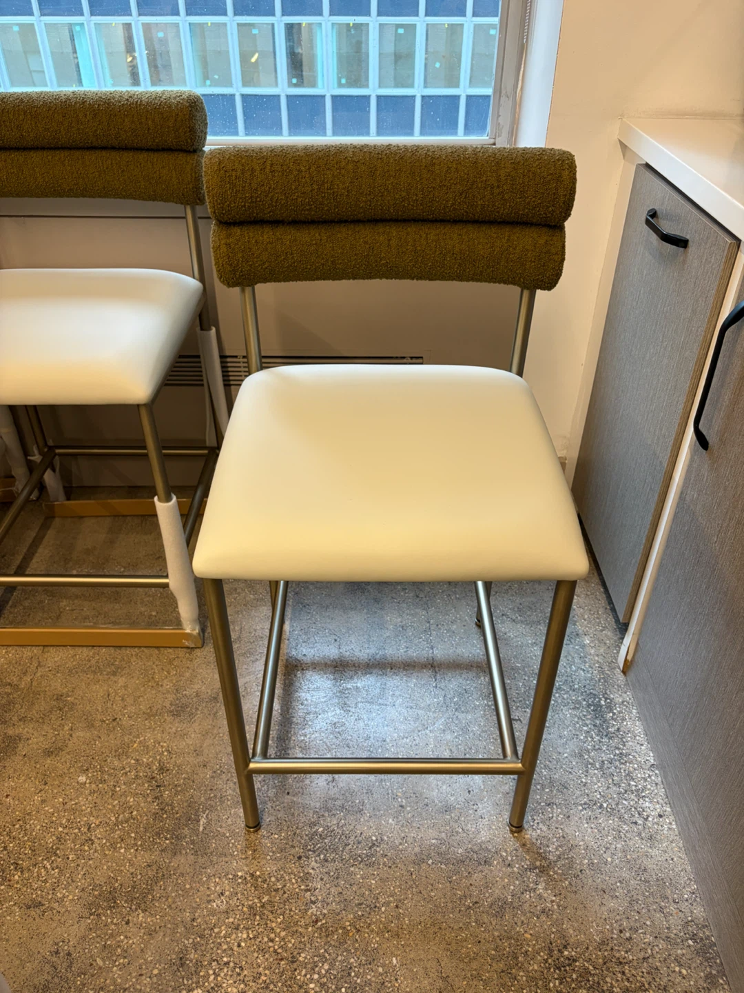 Modern Bar Stool with White Seat and Olive Green Back