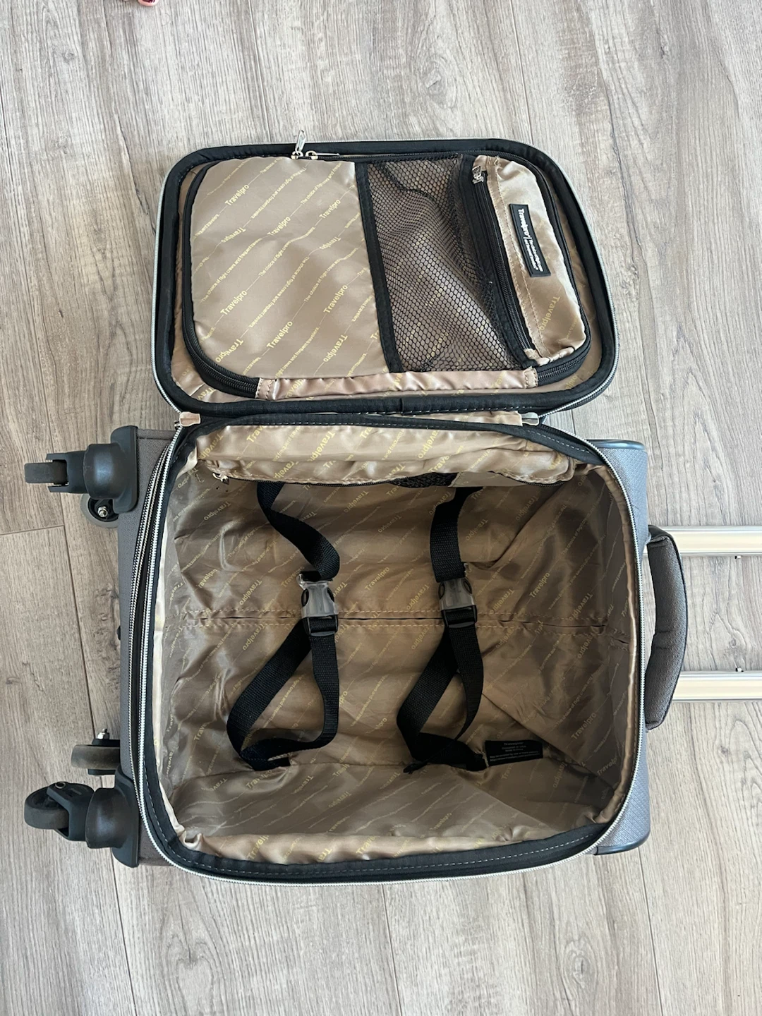 Travelpro small Carry-On Spinner Luggage - photo 4