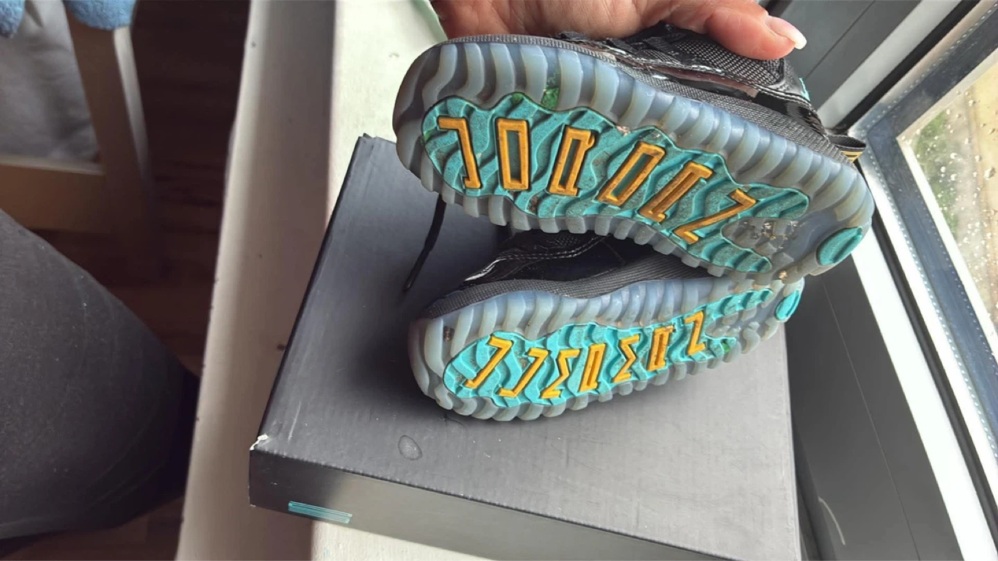 Toddler Air Jordan 11 Retro Gammas - photo 4