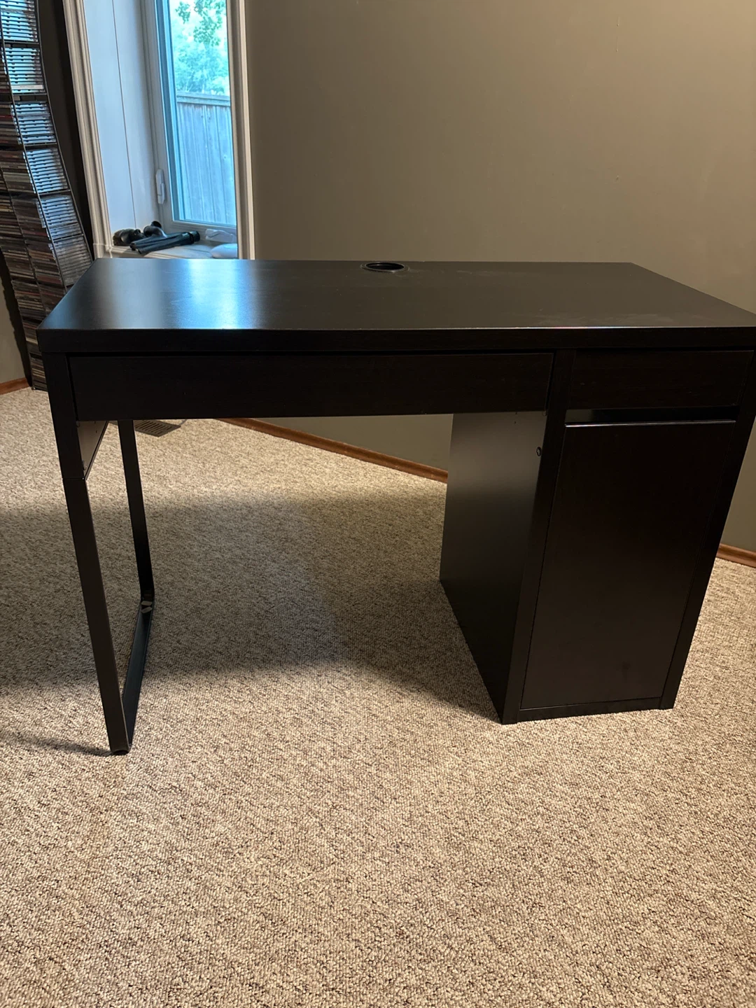Black Desk with Drawers - photo 3