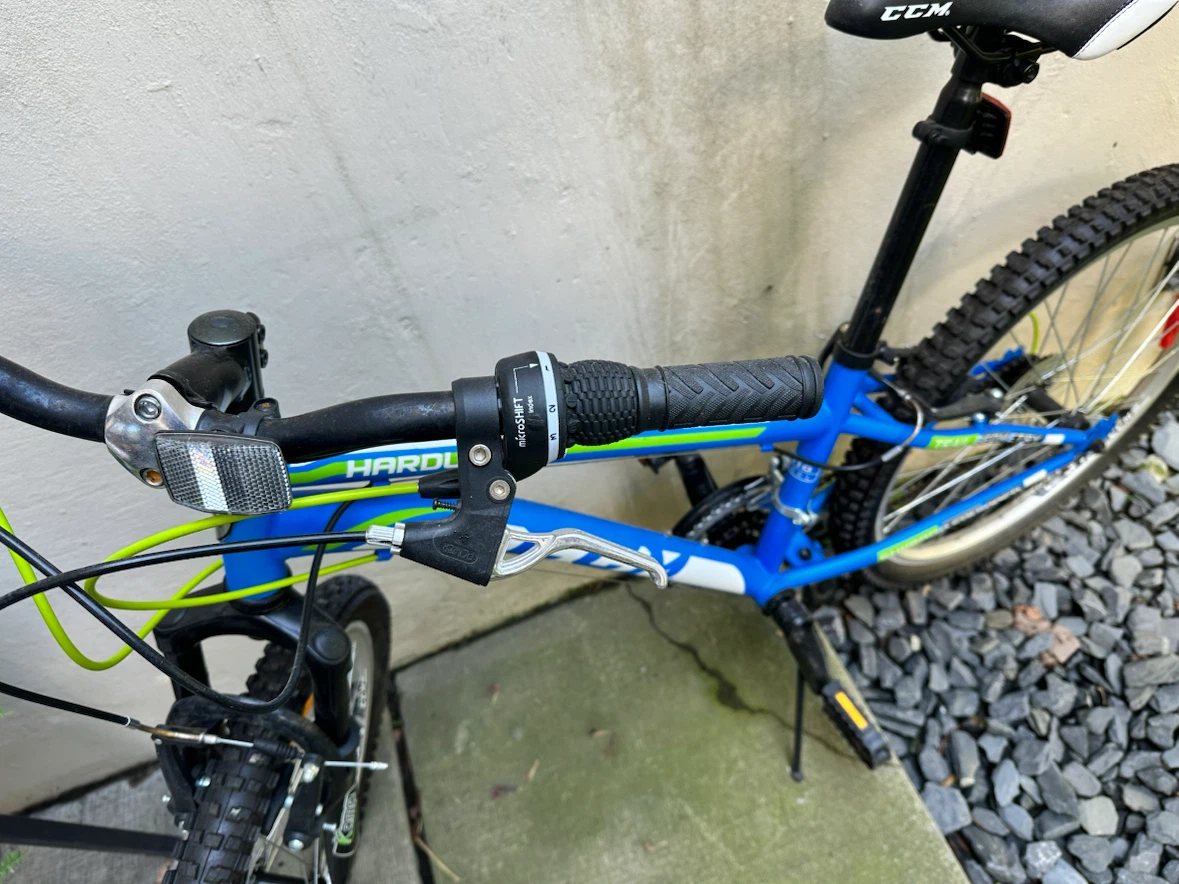 CCM Hardline 24" Mountain Bike - photo 2