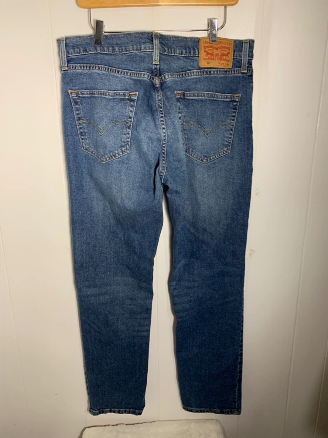 Mens Levis 511 Jeans. Size 34 - photo 2
