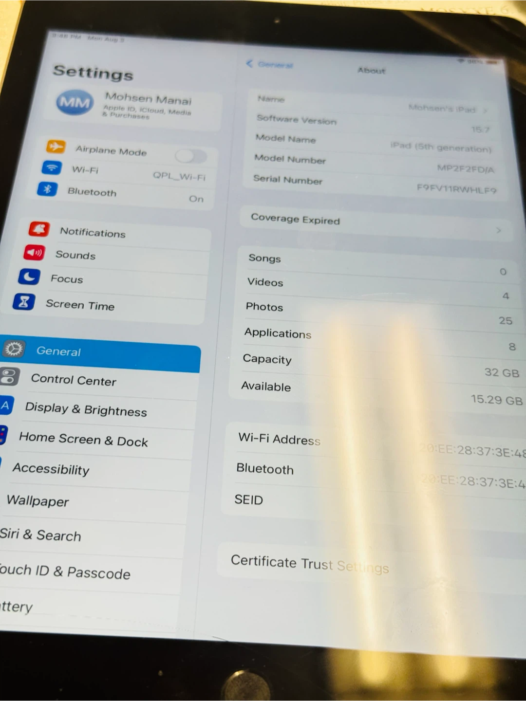 Apple iPad (5th Gen) 32GB - photo 3