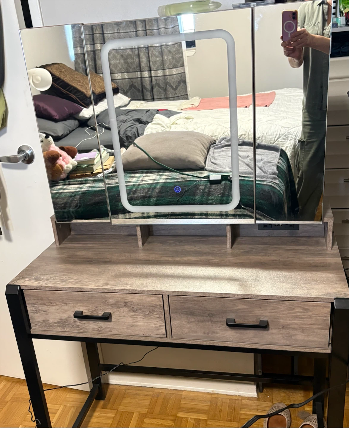 Vanity Desk with Lighted Tri-fold Mirror