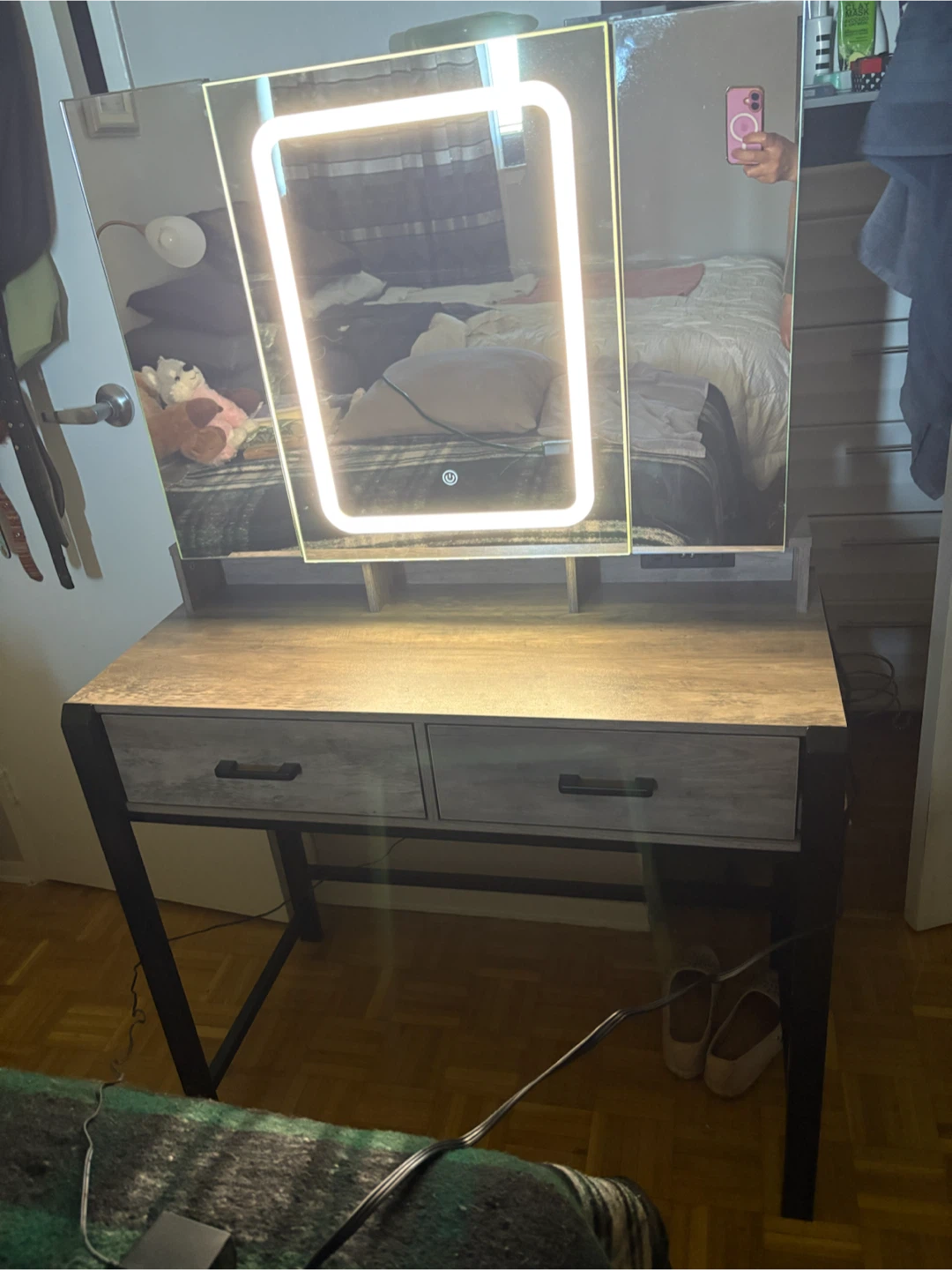 Vanity Desk with Lighted Tri-fold Mirror - photo 4