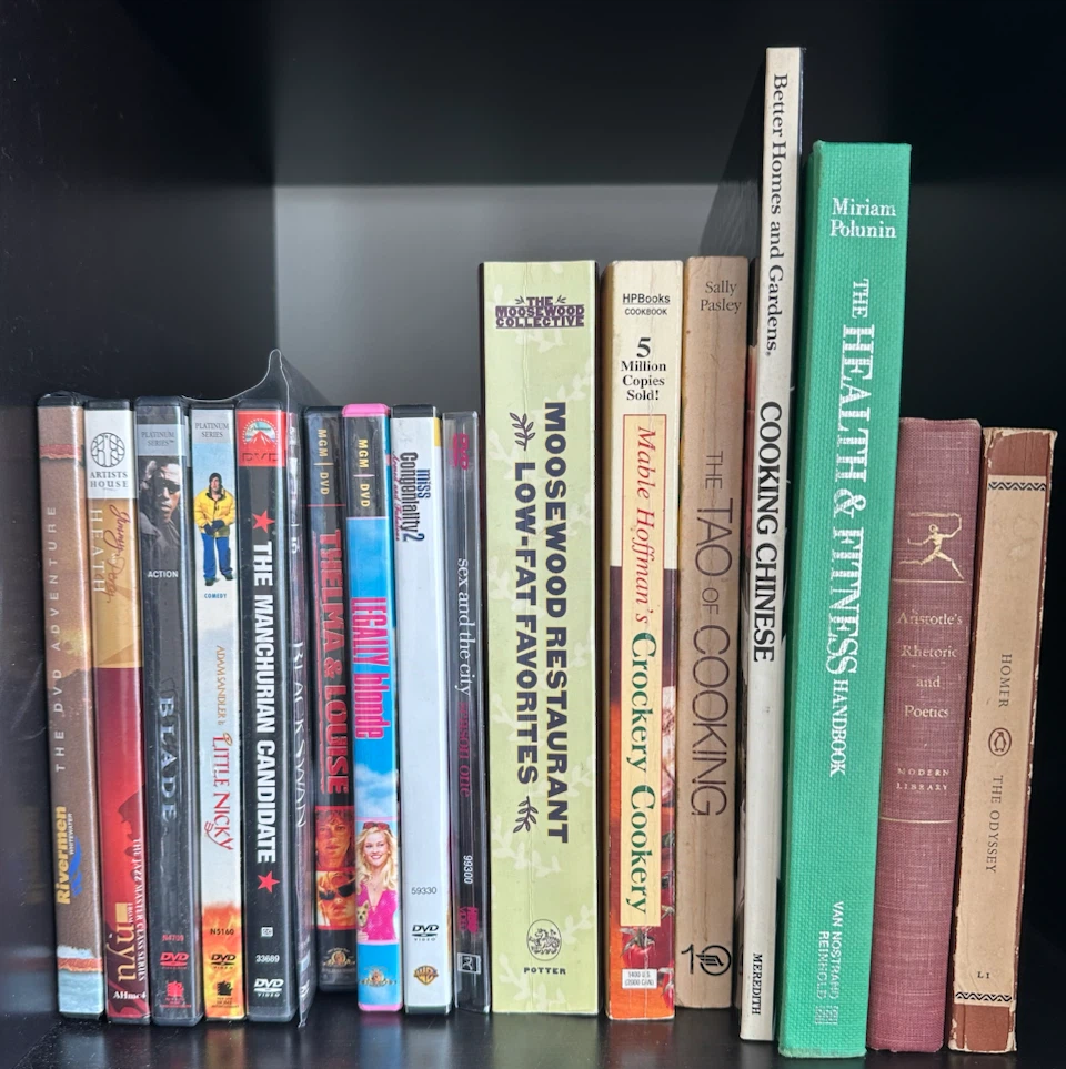 Books and dvds - photo 2