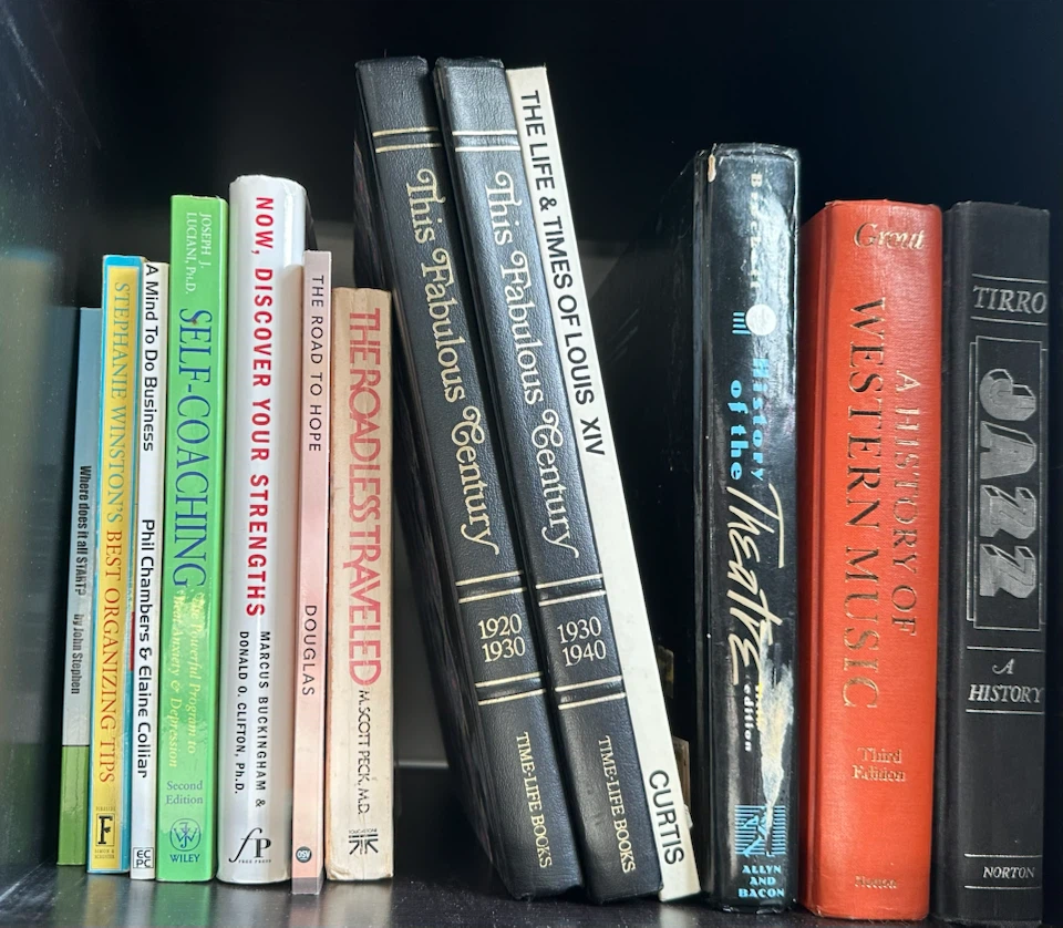 Books and dvds - photo 4