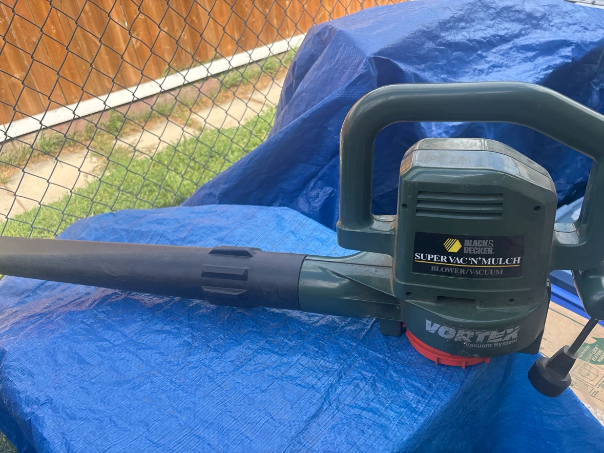 Black & Decker Super Vac 'N' Mulch Blower/Vacuum