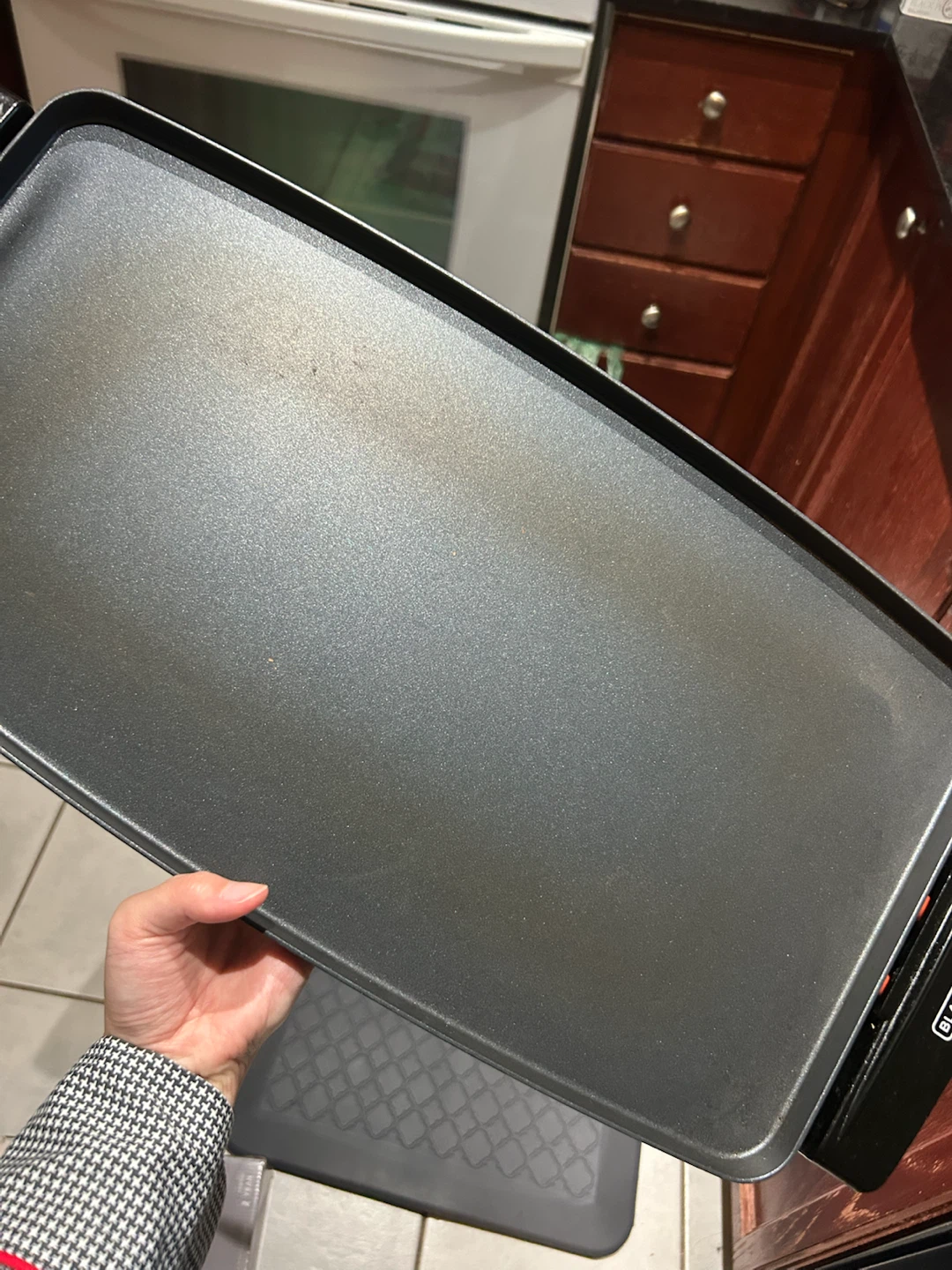 BLACK+DECKER Electric Griddle GD1810BC - photo 2