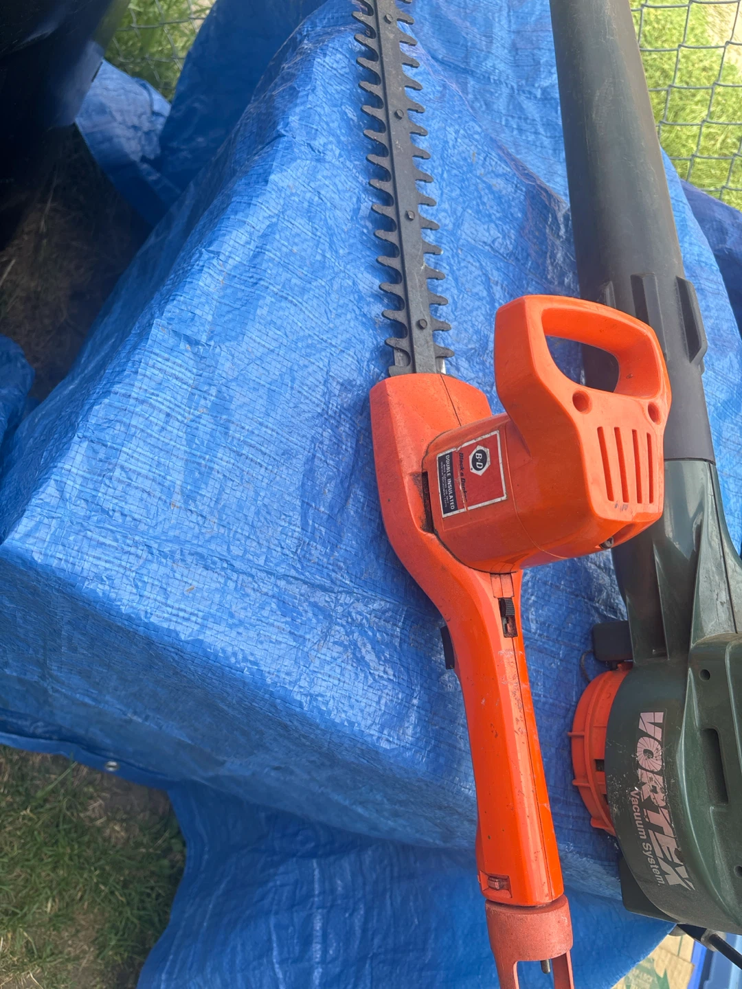 Black & Decker Electric Hedge Trimmer