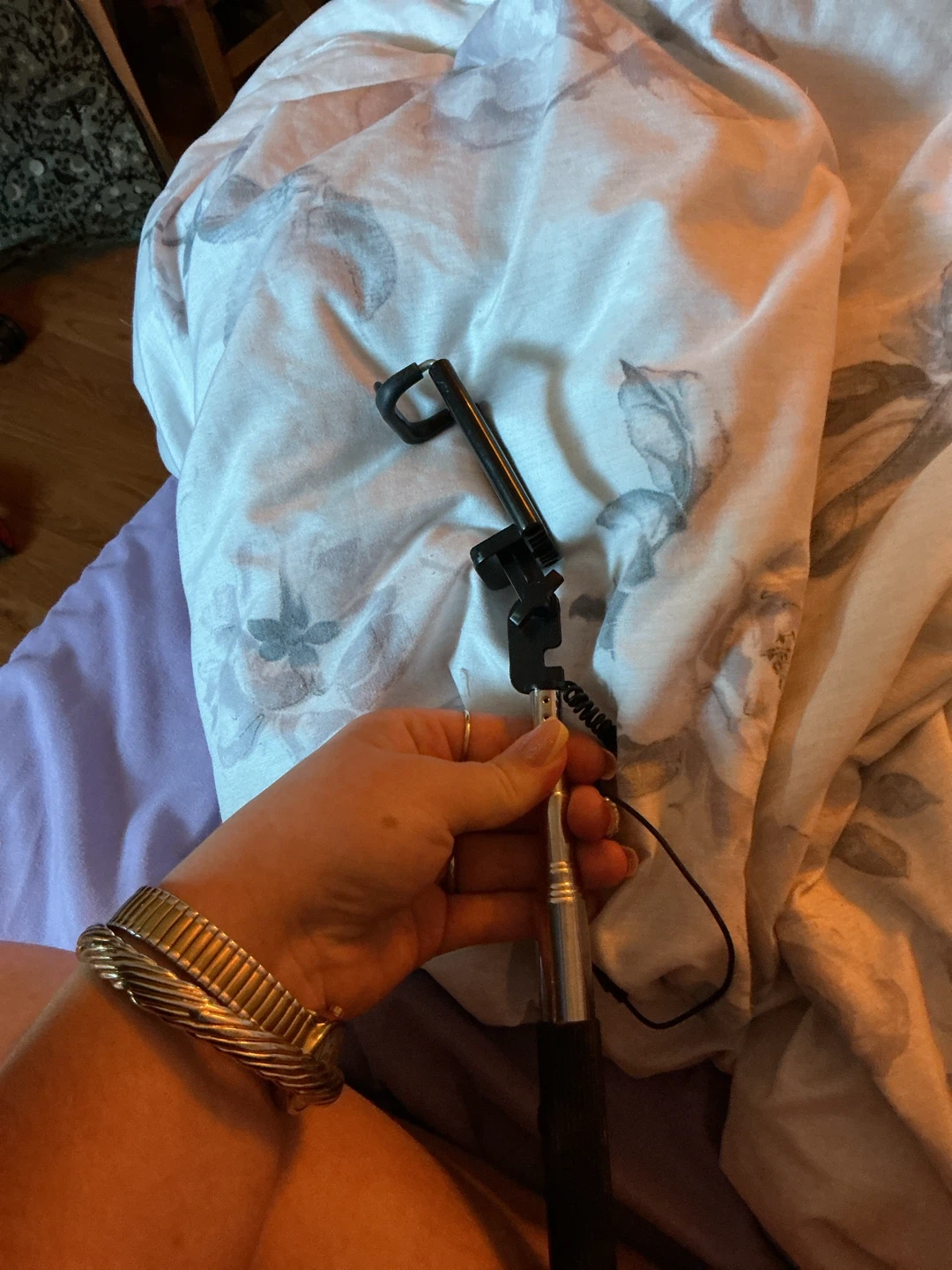 Selfie Stick with Wired Remote - photo 3