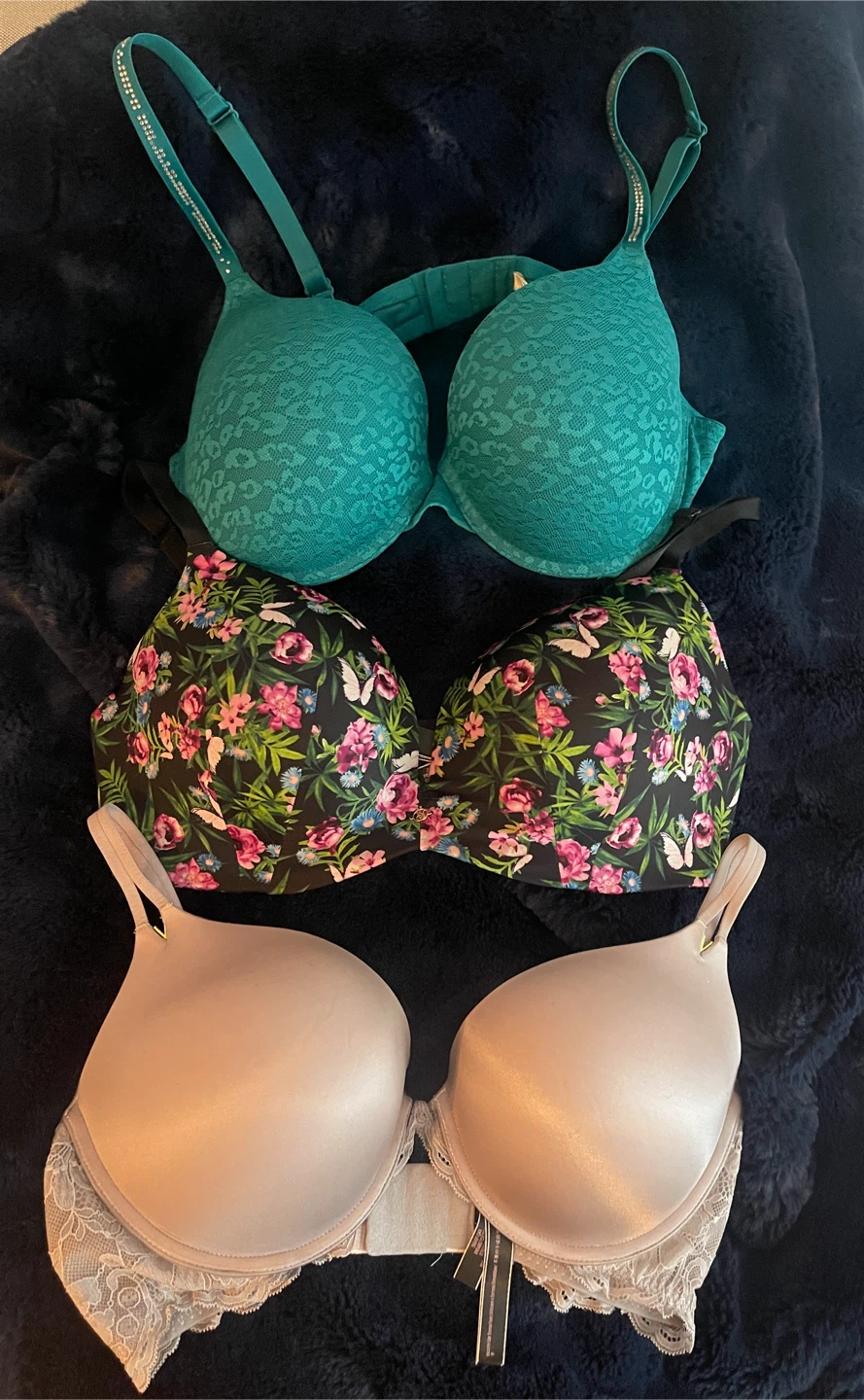 Free Victoria Secret/Pink Padded Bras, Must Pickup Today!